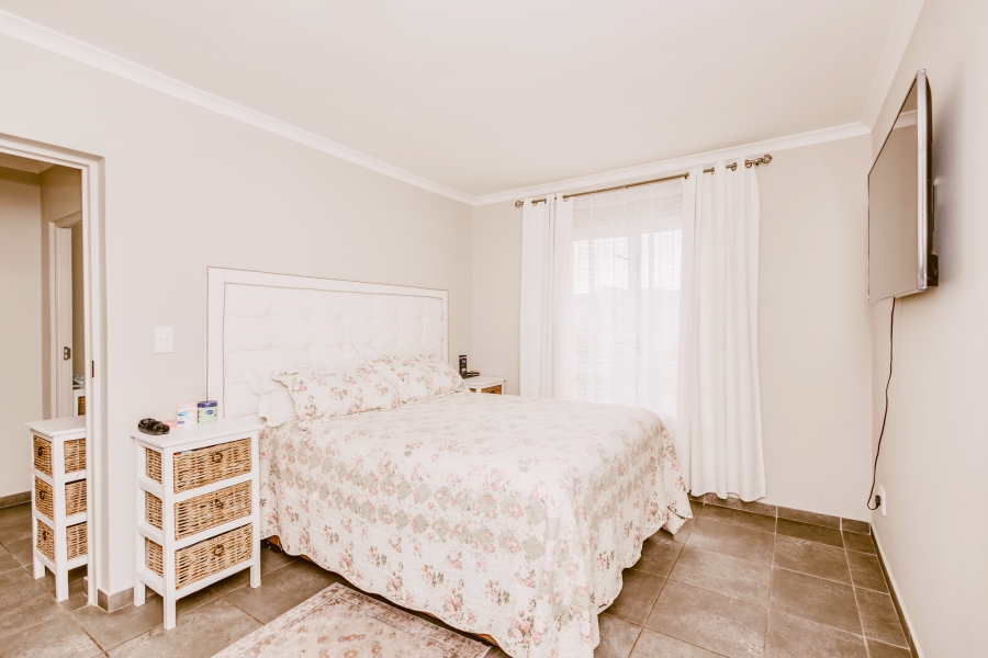 3 Bedroom Property for Sale in Haasendal Western Cape